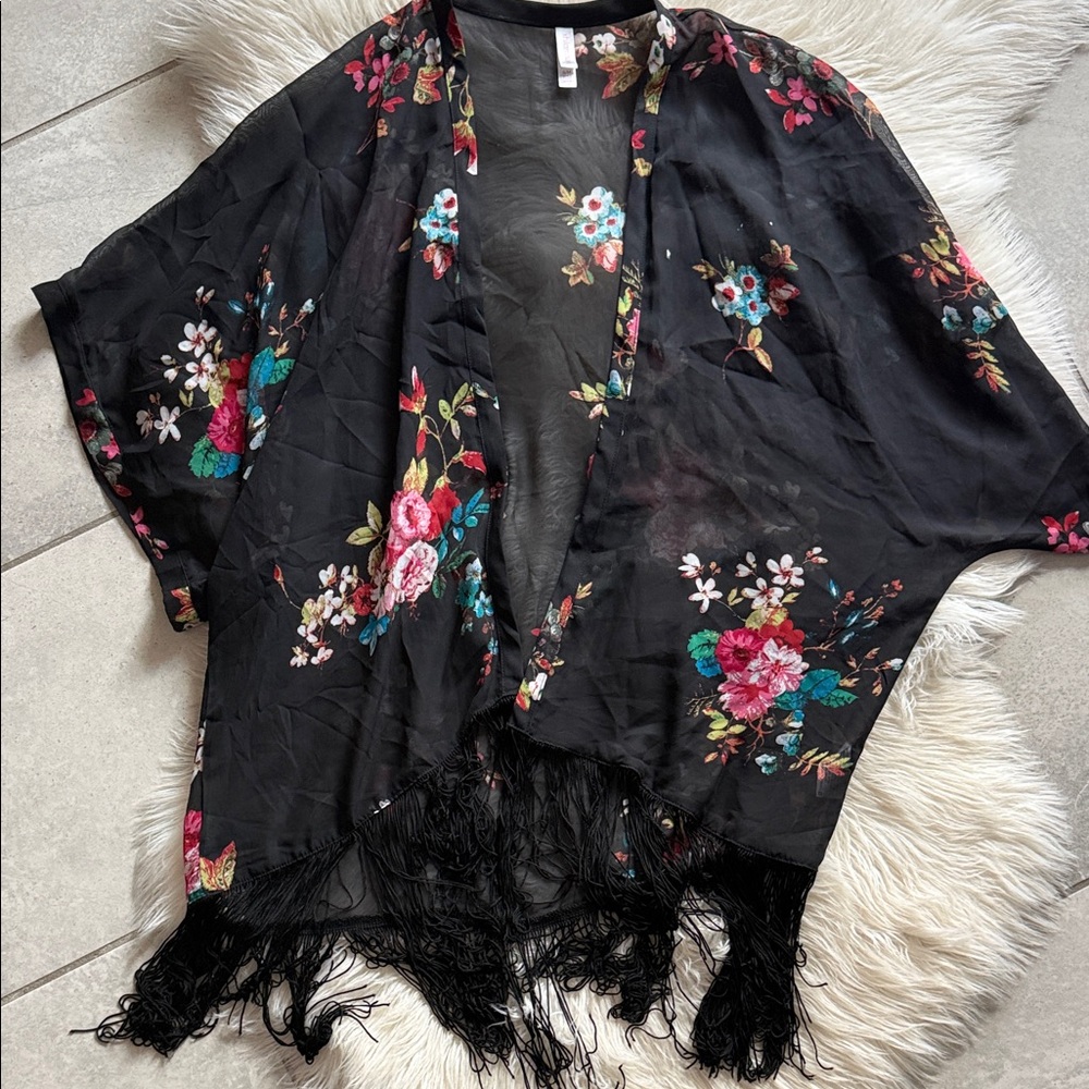 💐FLORAL FRINGE KIMONO👘